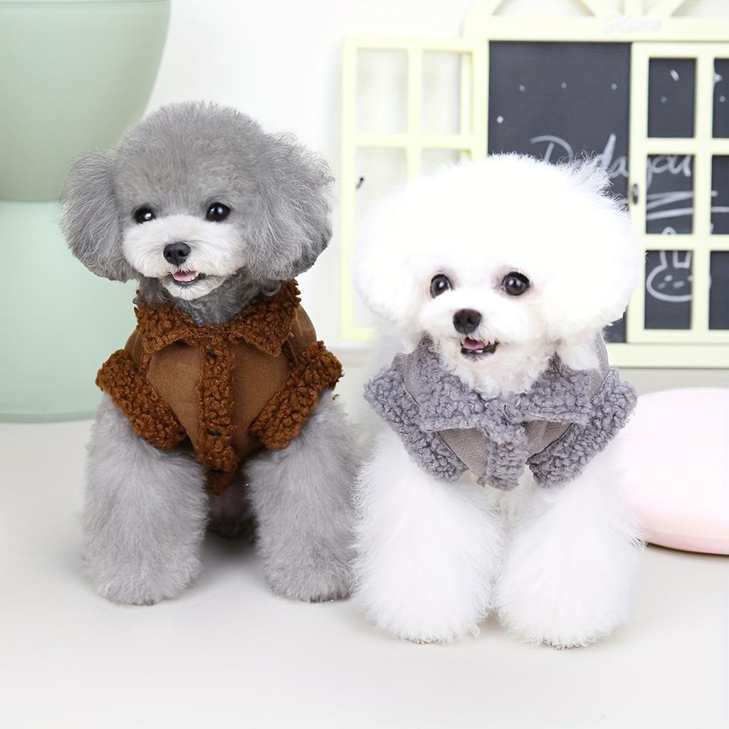 Proteja a su perro pequeño del frío invernal con nuestro chaleco polar para mascotas color melocotón