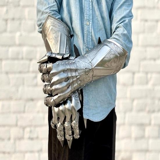 Etched Steel Nazgul Gauntlets Gothic Medieval Costume Gloves