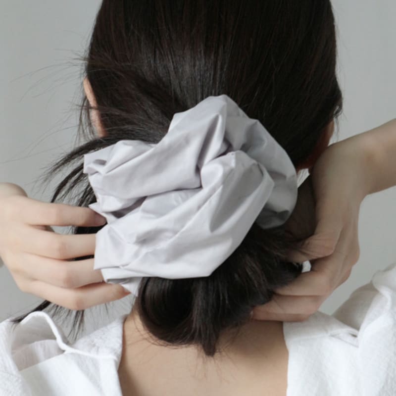 

НОКТЮРН НОКТЮРН ВОЗДУШНАЯ РЕЗИНКА-СКРАНЧИ (7 ЦВЕТОВ) Black M