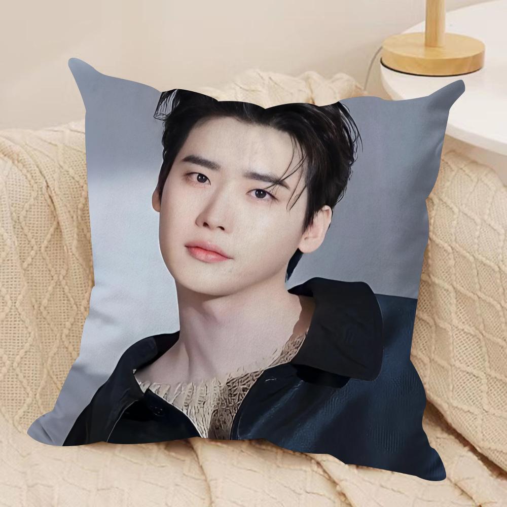 

Cool LLee Jong SSuk Cushion Cover Short plush Doublesided Print Square Throw Pillow Covers Sofa Home Cushion Decor 30x30cm