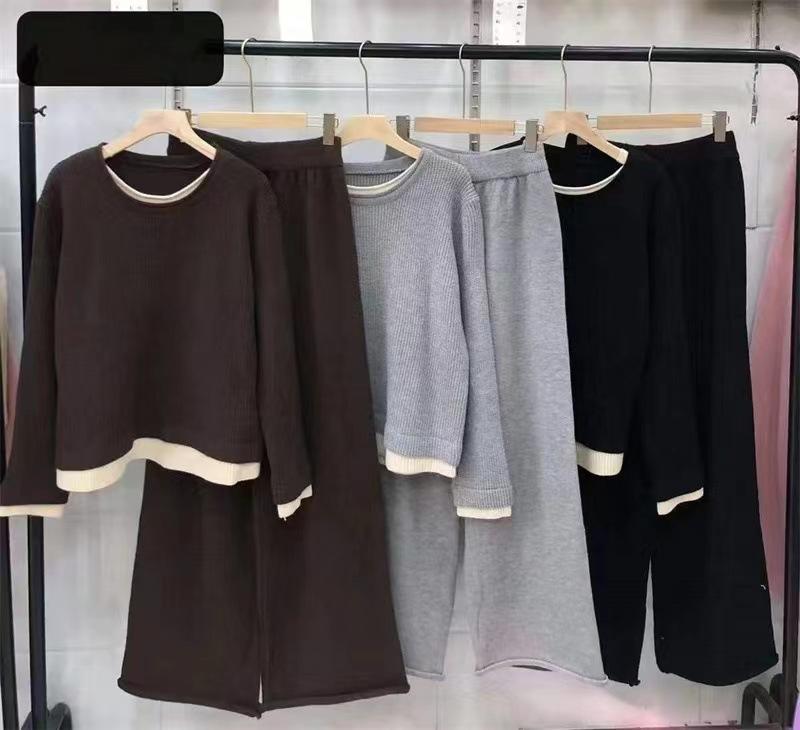 Casual simple fake two-piece knitted suit for women's autumn and winter new thickened crew neck top + wide-leg pants two-piece set