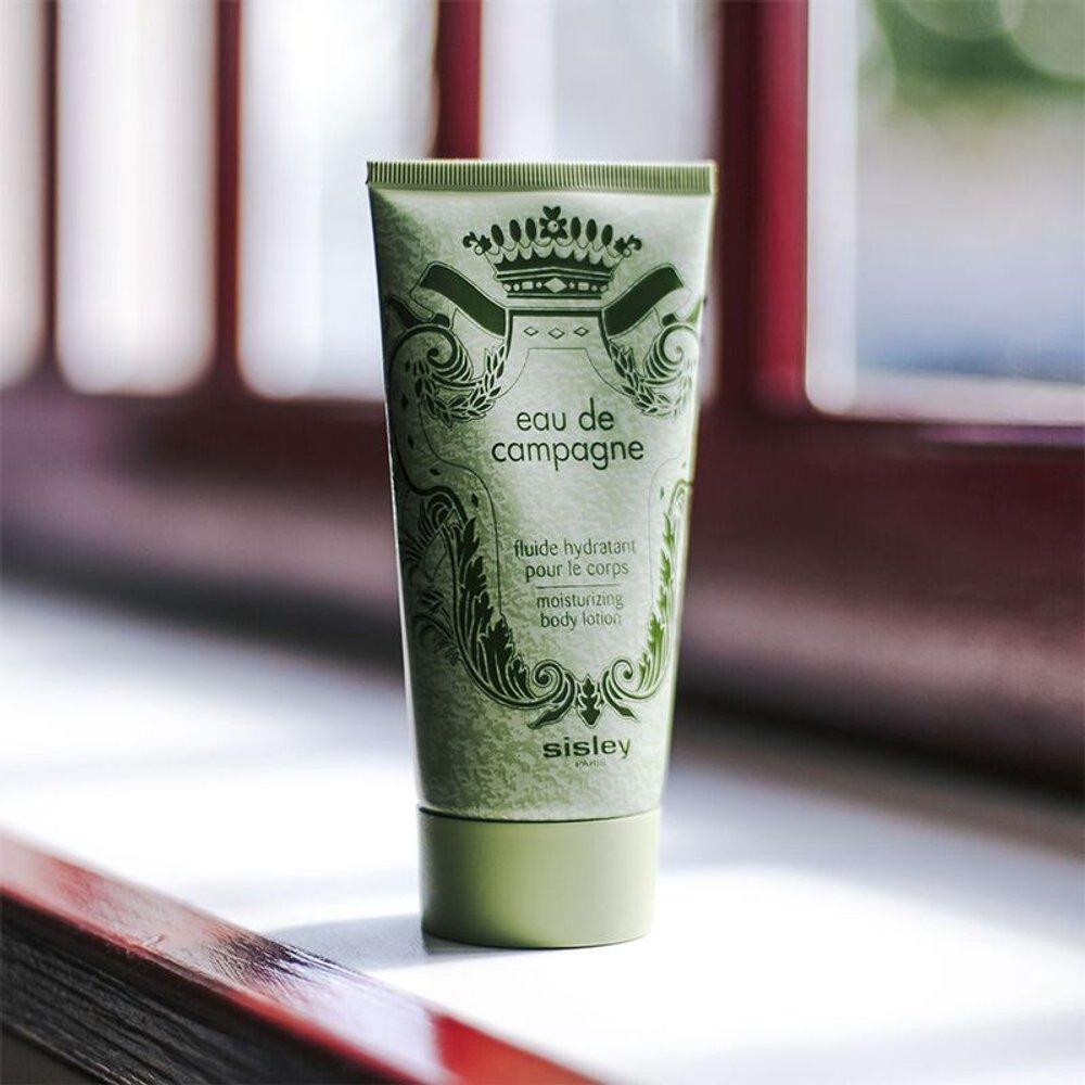 Country Water Hydrating Fluid For The Body (Perfume Body Lotion)