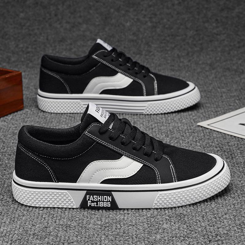 Summer New Arrival Men Breathable Versatile Skateboarding Shoes Men'S Soft Bottom Casual Sports Trend Fashion Canvas Shoes