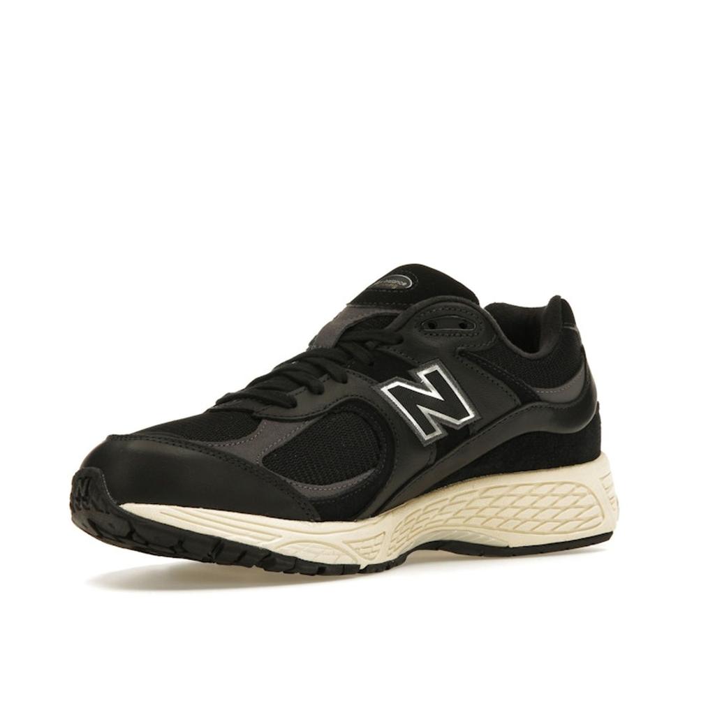 New Balance 2002R Leather Pack - Vintage Black Men Sneakers White M2002RIB