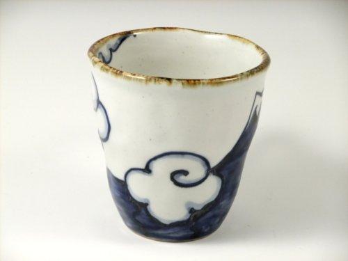 Arita Hasami Ware Shoho Kiln Blue Fuji and Red Fuji Pair Mugs 18643