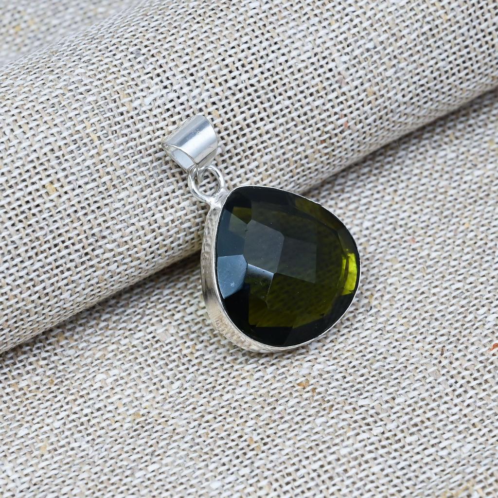 Peridot Gemstone 925 Solid Sterling Silver Pendent For Wedding Gift Beautiful Pendant
