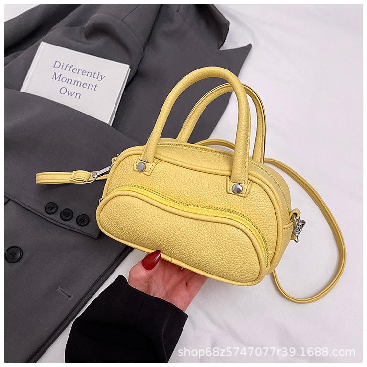 Mini shoulder small bag women's 2025 summer new women's bag popular fashion messenger bag textured portable small square bag