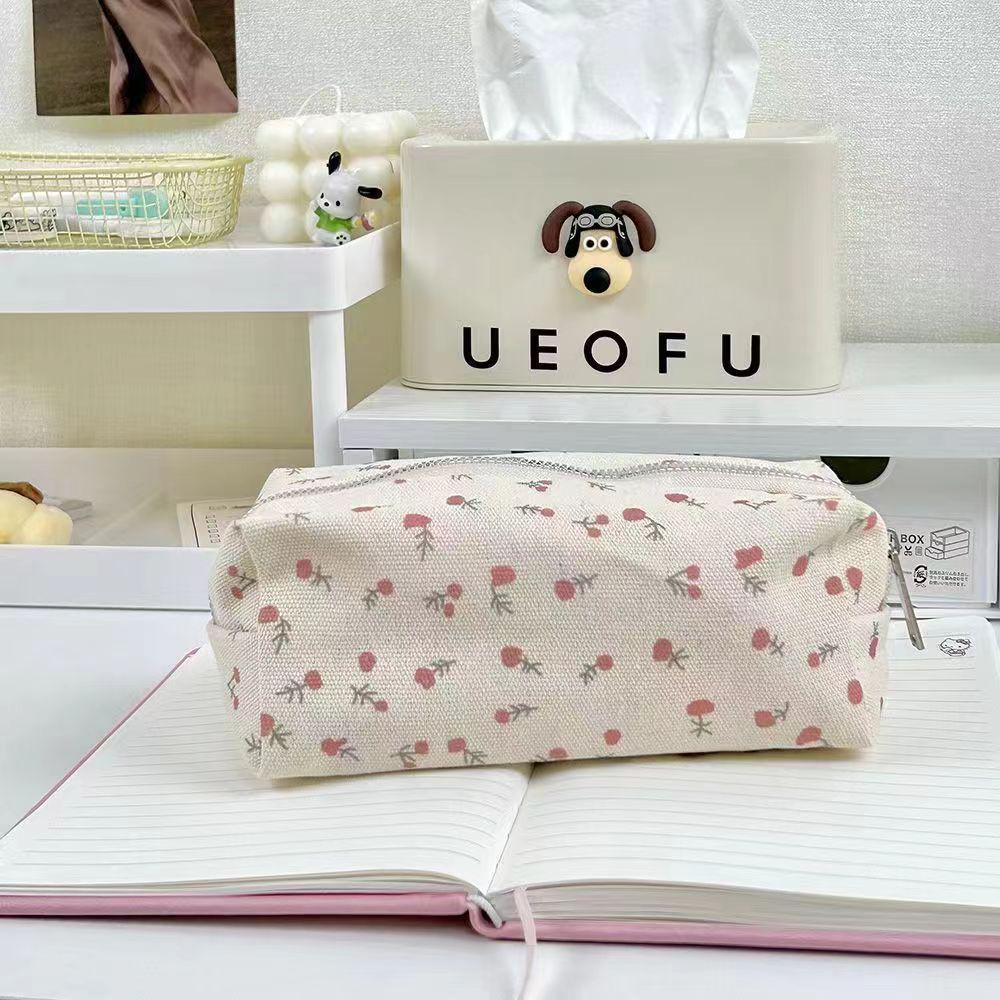 Charming Cream Floral Canvas Pencil Case: Fresh, Cute, Large-Capacity Stationery Bag