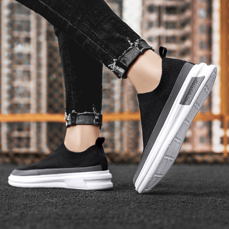 Men's shoes new spring and summer breathable fly-woven sports shoes with socks and one pedal casual flat-soled trendy shoes