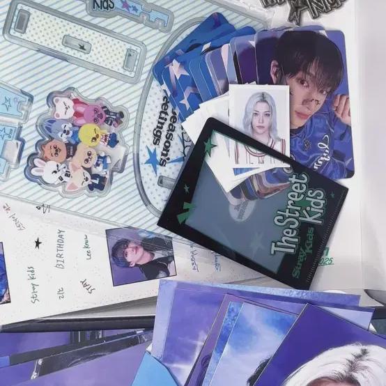 

Straykids 2025 Season s Greetings Unsealed Full Set