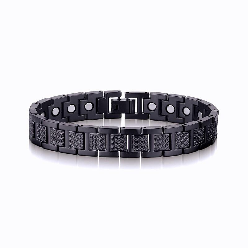 Adjustable Magnetic Titanium Steel Bracelet With Crocodile Motif 18K Gold Plated Unisex Fashion Jewelry