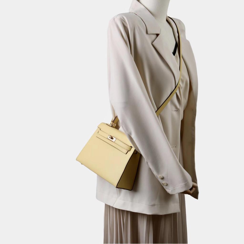 2026 New Versatile Trendy High Quality Texture Leather Bag Handheld Single Shoulder Cross Shoulder Second Generation Bag