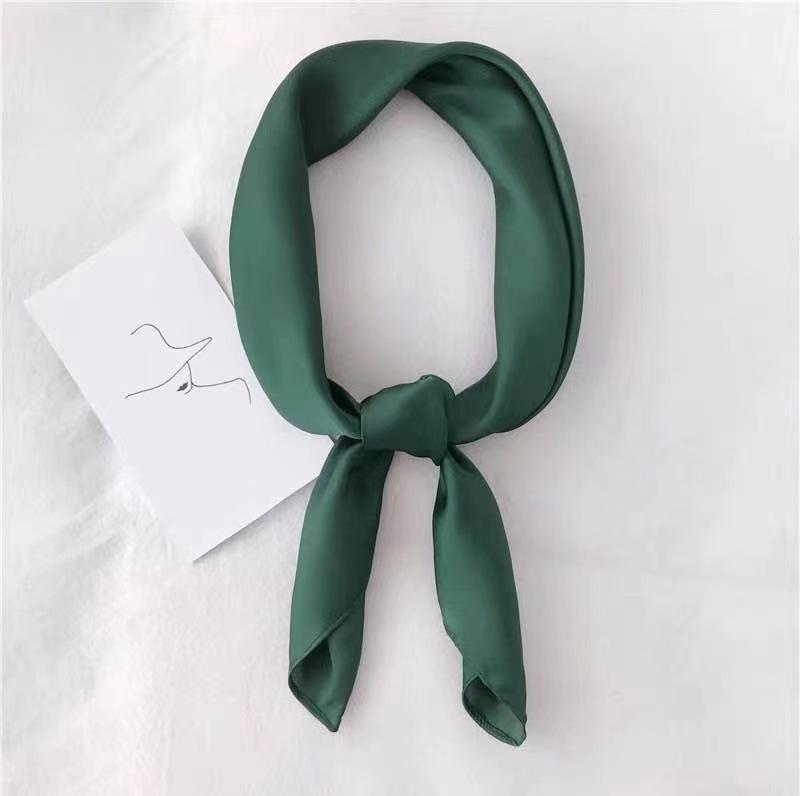 Jednokolorowa jedwabna chusta kwadratowa chusta imitacja jedwabiu chusta letnia urocza Yiwu mała kwadratowa chusta