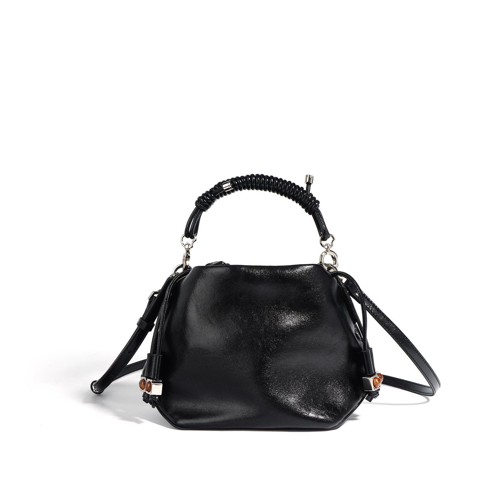 

2025 Niche New Top Layer Cowhing Drawstring Lucky Bag Mini Bucket Bag Universal Commuting Single Shoulder Crossbody Handbag 25x13x17cm чёрный