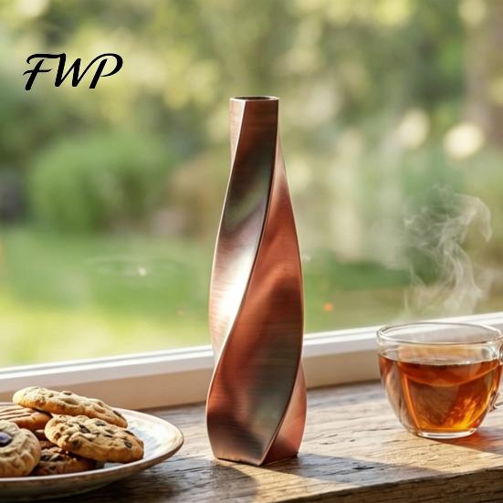 Niche Style Vase 3D Printed Twisted Silk-Like Minimalist Flower Arrangement Holder Nordic Seamless Container Decorative for Coffee Table Shelf Office