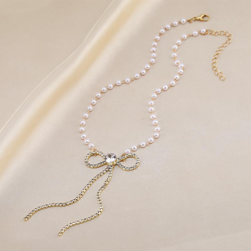 

Bowknot Womens Exquisite Necklace With Highquality Zircon And Elegant Design Gifting For Pearl White