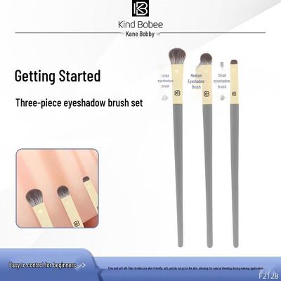 Cain Bobi Three-Piece Eyeshadow Brush Set: Blending, Base, Detail Eyeliner - Large, Medium, Small.