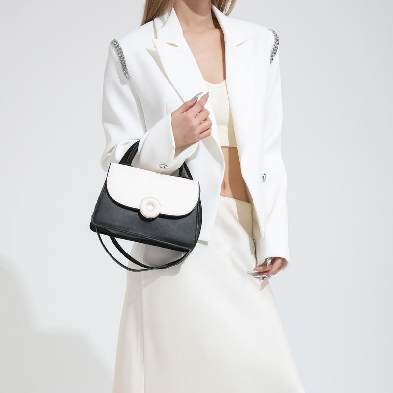 Trendy Street Style Small Square Shoulder Bag For Women 2024 Pure Color Pu Leather