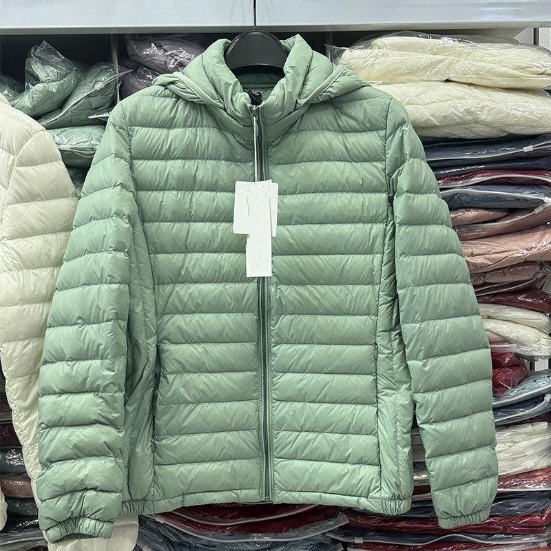 Women Autumn Winter Thin Portable Storage Outwear 90% White Duck Down Jacket with Removable Hood