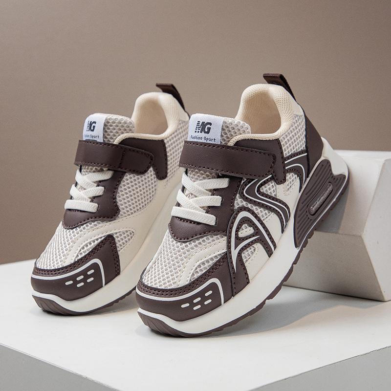 Children's Sports Shoes 2025 Autumn New Mesh Breathable Fashion Versatile Soft Sole Non-slip Medium and Older Children's Casual Shoes