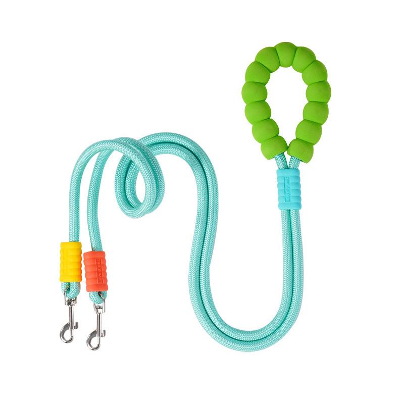 A Universal Leash for Large Dogs That Prevents Them From Breaking Free and Does Not Strangle Their Necks. It's A Versatile Dog Walking Tool