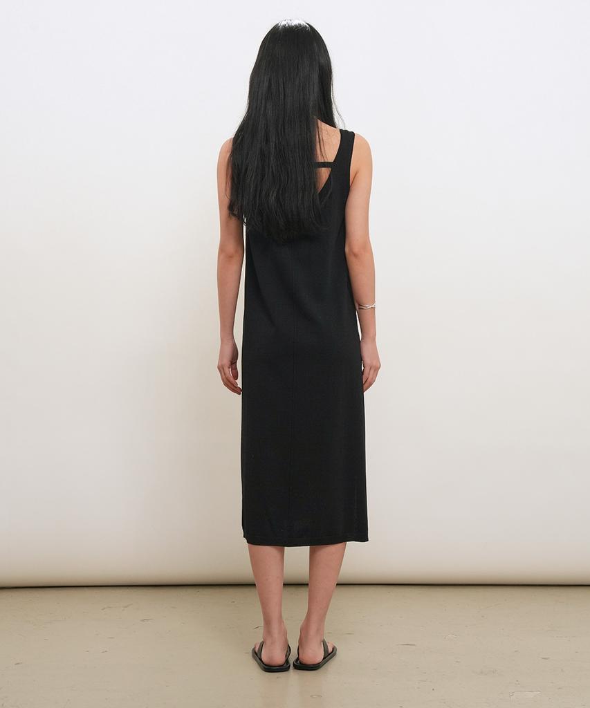 General Idea Temperature Cut Cool U-Neck Maxi Knit Dress [Black] / Gf2Lop512