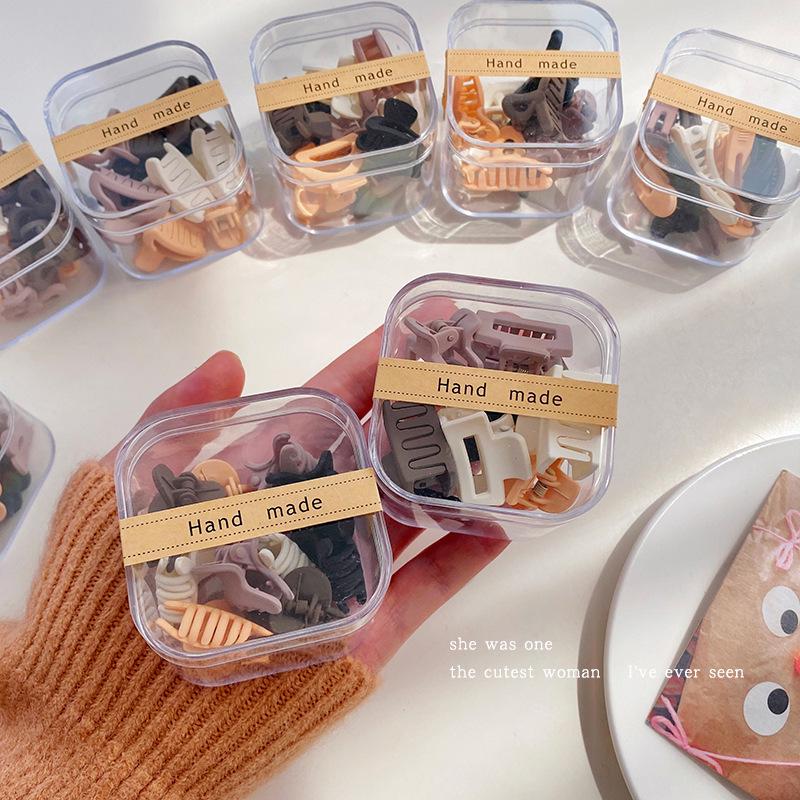 Adorable Hair Claw Clips for Women and Children - Ideal for Bangs and Side Clips