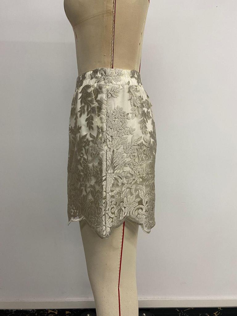 Shorts de Encaje Bordado de Cintura Alta Estilo Francés de Lujo Ligero Verano 2026