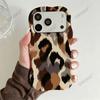 Premium brown leopard print mobile phone case Apple 15promax wave double-layer film case iPhone17 European and American style