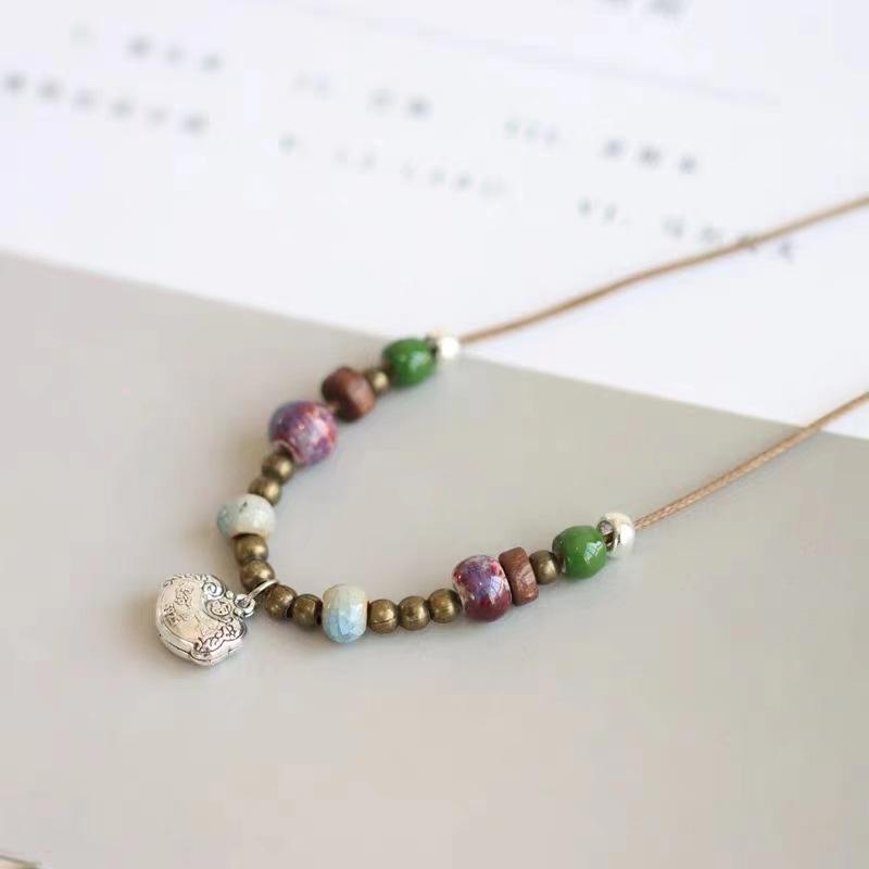 Ping An is Fu Guochao retro ceramic long-life lock necklace literary and retro women's collarbone chain niche antique jewelry