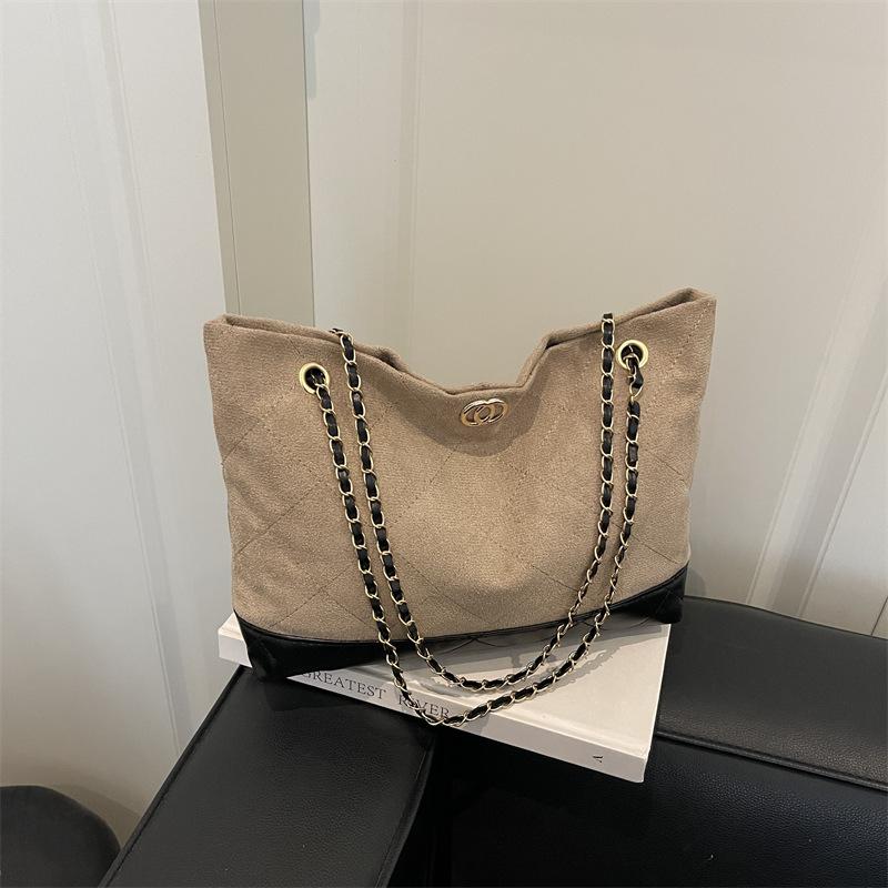 

Вместительная ретро сумка-тоут на цепочке, новый модный сезон, наплечная сумка, женская ручная сумка-подмышка хаки