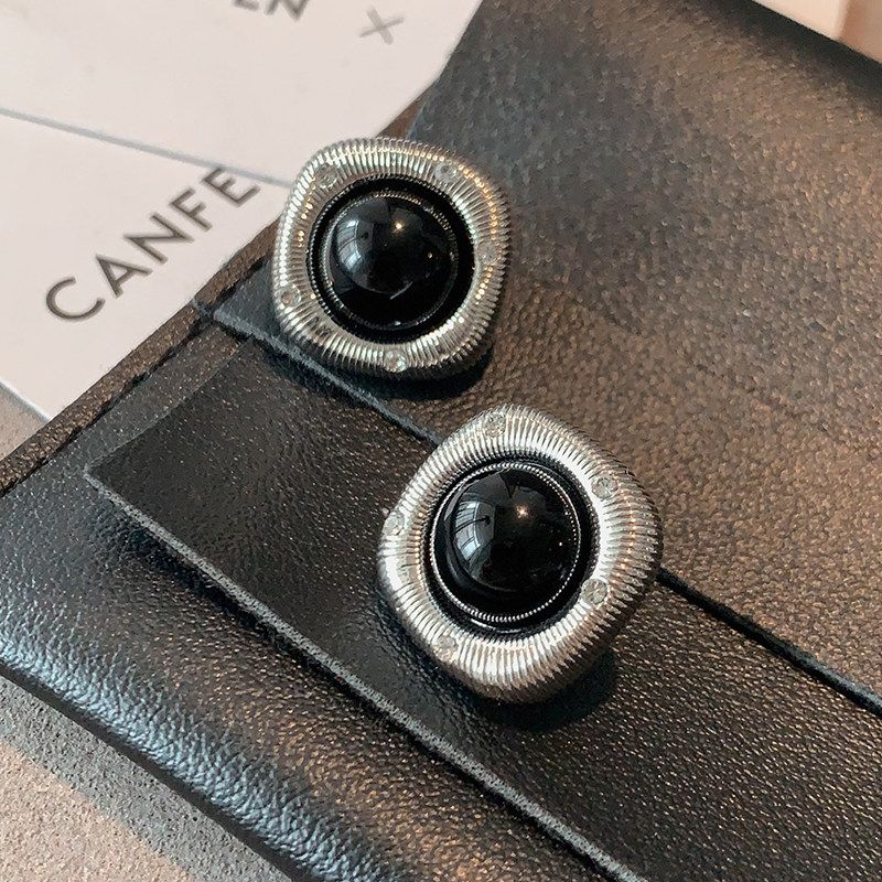 Textured Square Earrings 2026 New Popular Style Black Round Ball Earrings Light Luxury High-End Cyberpunk Earrings