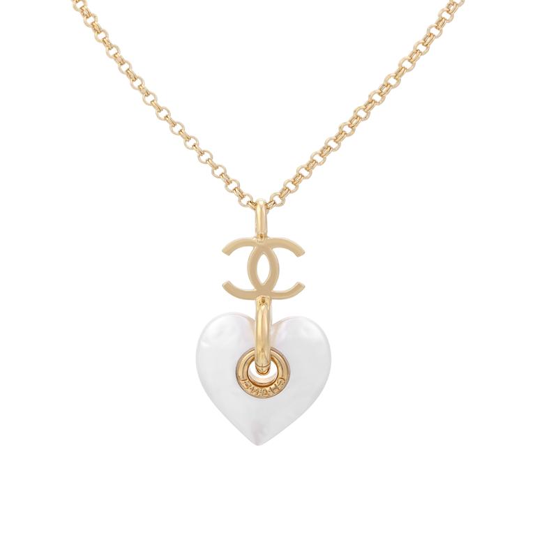

CHANEL Double C Love Double C Pendant Metal Resin Necklace Women s Gold золотий