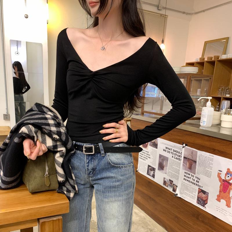 2026 Trend: Lyocell Tencel V-Neck Pleated Base Shirt - Winter New Arrival Medium