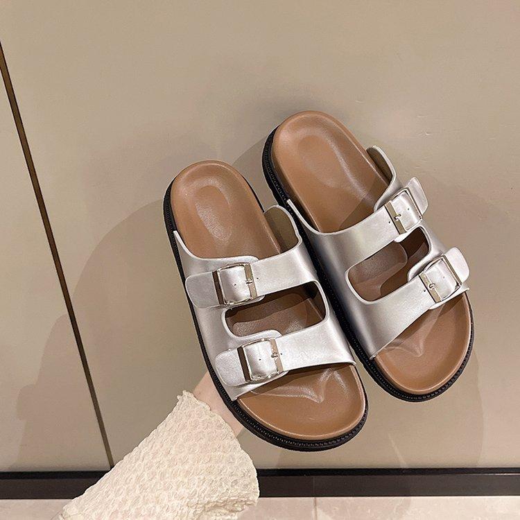 

Новинка 2024 года, однотонные летние женские тапочки, женские туфли с круглым носком на толстом каблуке, повседневные туфли с пряжкой на ремне, сандалии на плоской подошве, Zapatos 39 серебряный