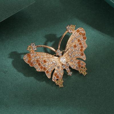 Champagne-colored Butterfly Brooch with A Sense of High-end Light Luxury Niche Elegance and A Versatile Sweater Pin