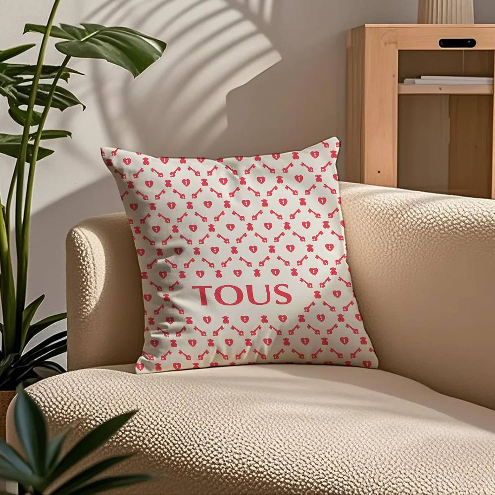 CRAFTED WITLOVE T-touS-s Pillow Case Comfort Sofa Bed Silky elegant Invisible zipper Custom Decorative cushion cover