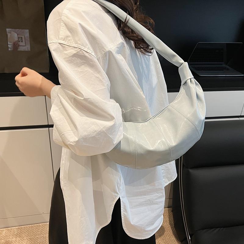 Versatile single shoulder messenger bag autumn new item today niche retro dumpling bag women's bag