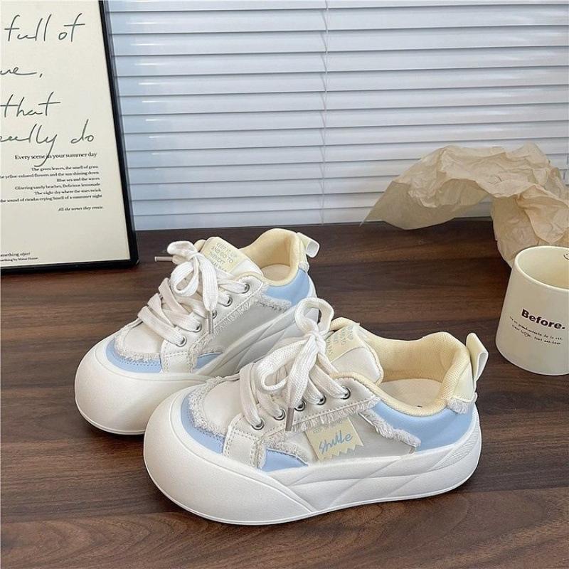 thick-soled white shoes, leather board shoes, women's models, 2025 spring and autumn new models, niche non-collision models, versatile shoes, bread