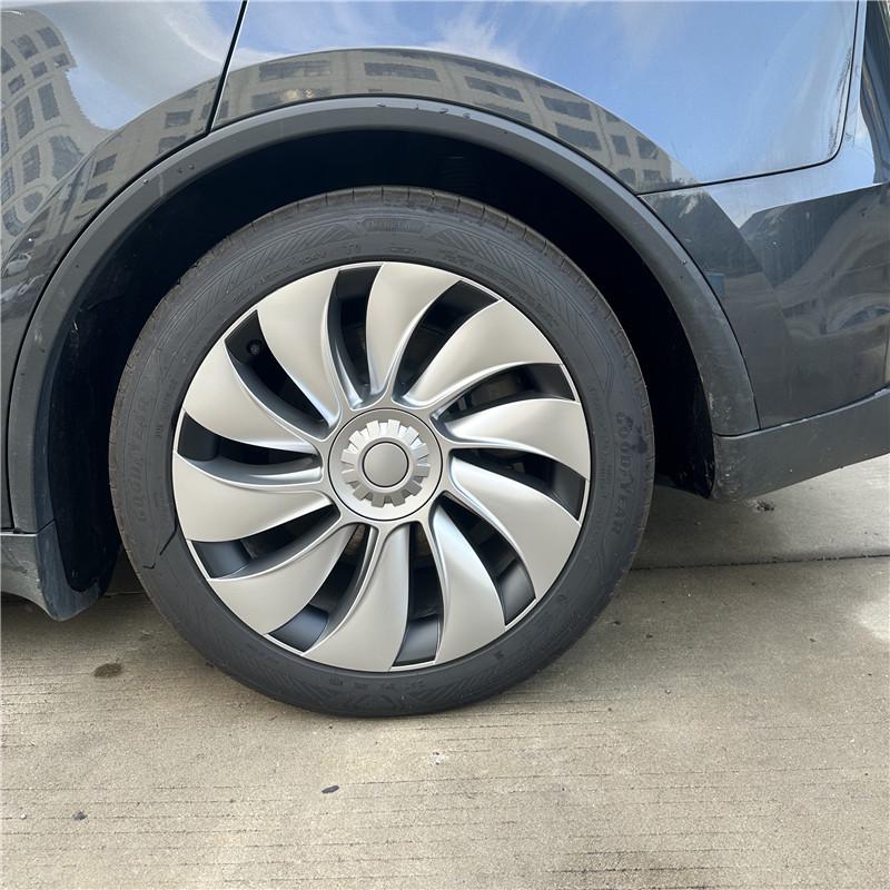 19-Inch Full-Coverage Asymmetrical Wheel Cover for 2025 Y-Cyclone Model