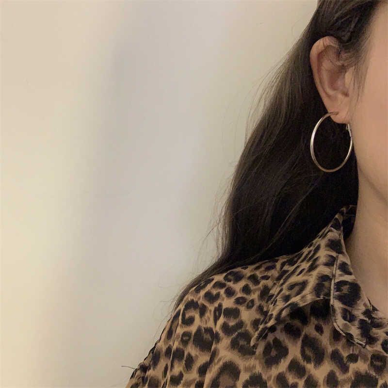 

Y2g Титановая сталь Не выцветающий Ветер тысячелетия Сексуальное серьги 4cm pair