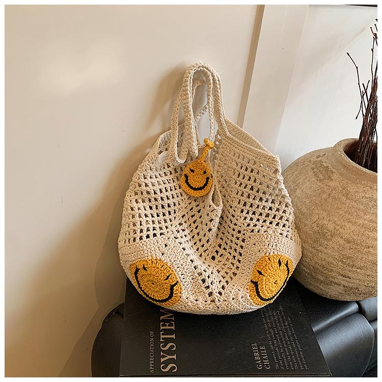 

2025 new fashion versatile bag knitted bag tote bag hollow bag wool bag women s bag tide белый