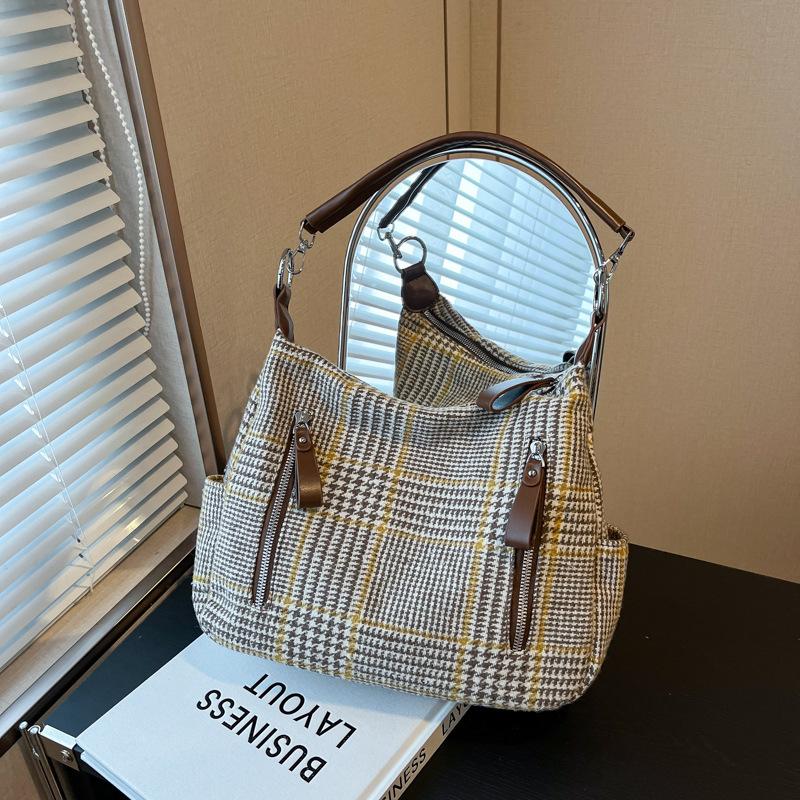 Large Capacity Bag Women's New Messenger Commuter Bag