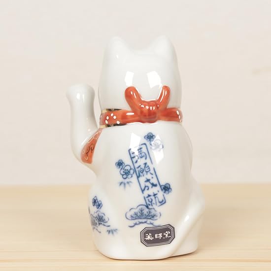 Yakushigama Maneki-neko (Beckoning Cat) Sometsuke (Blue and White) Good Luck 3.5-inch (Left Hand Rai