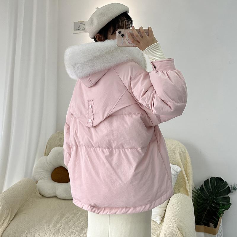 

Женский пуховик с большим меховым воротником из лисы, зимний 2025, новый, утолщенный, свободный, скрывающий недостатки фигуры, теплый пуховик из белого утиного пуха S