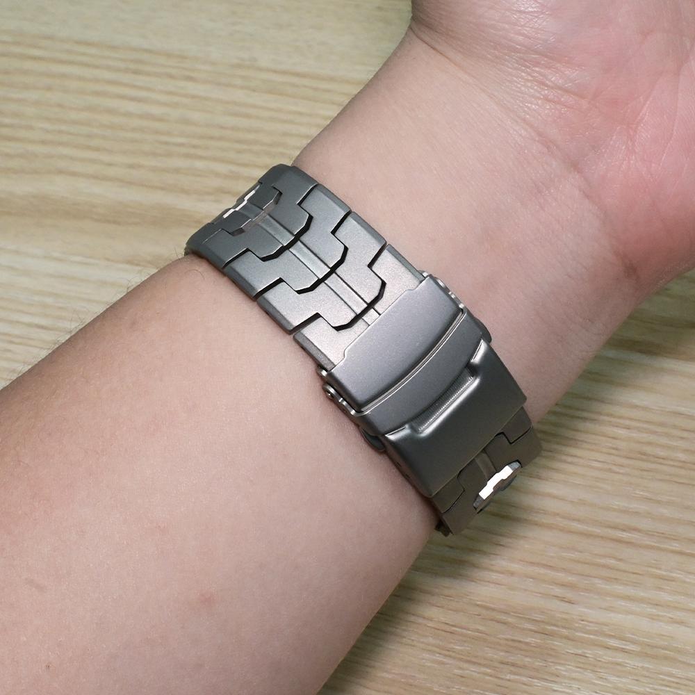 Titanium Wristband for Apple Watch Series 10 46mm Ultra 49mm Strap Luxury Titanium Link Bracelet for Iwatch 9 8 7 6 5 45mm 44mm