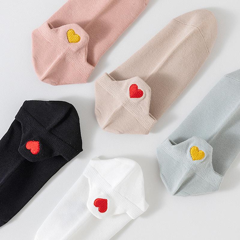 Women's 3D Heel Love Embroidery Low-Cut Socks - Breathable & Invisible