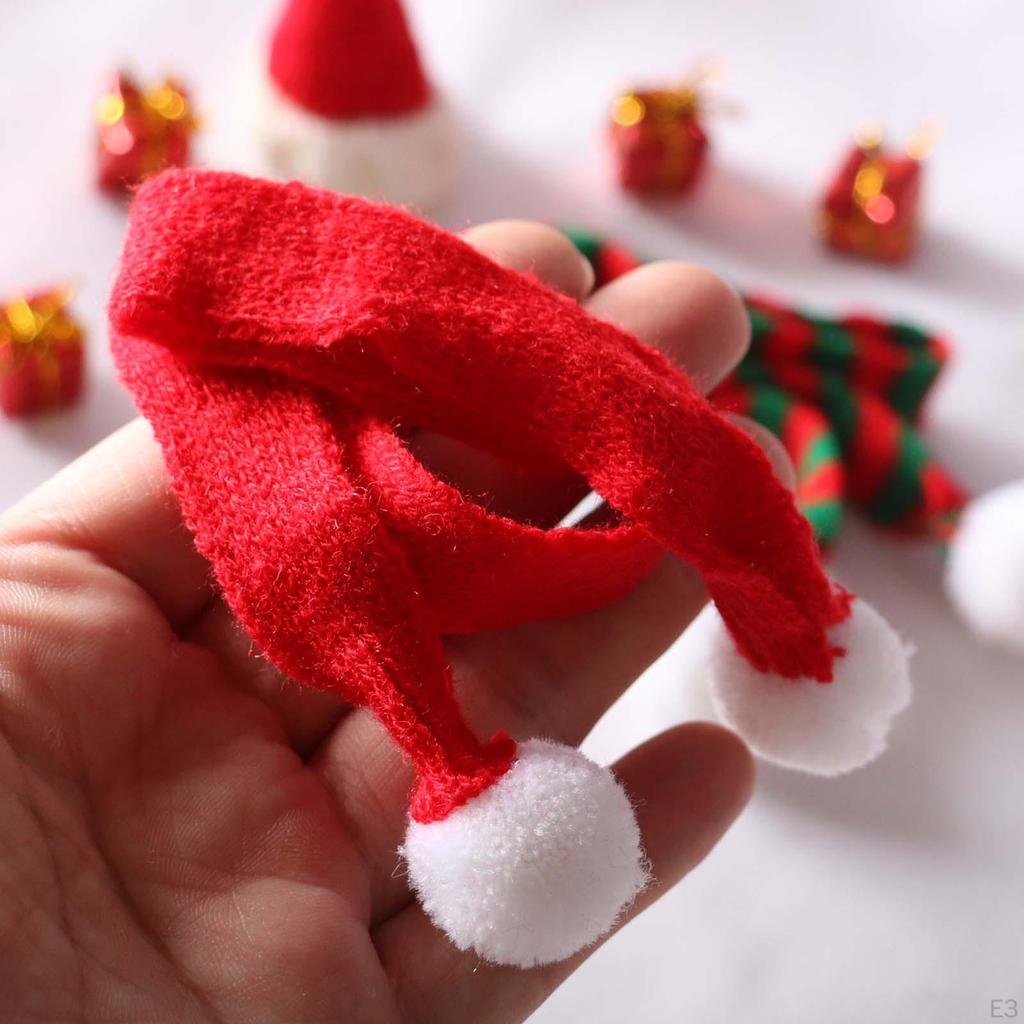 1:12 Scale Doll Accessories with Scarf and Hat for Holiday Decor