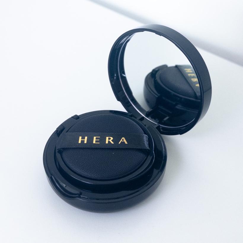 Hera Black Cushion Mini 21N1 SPF34/PA++ | Korean cushion foundation