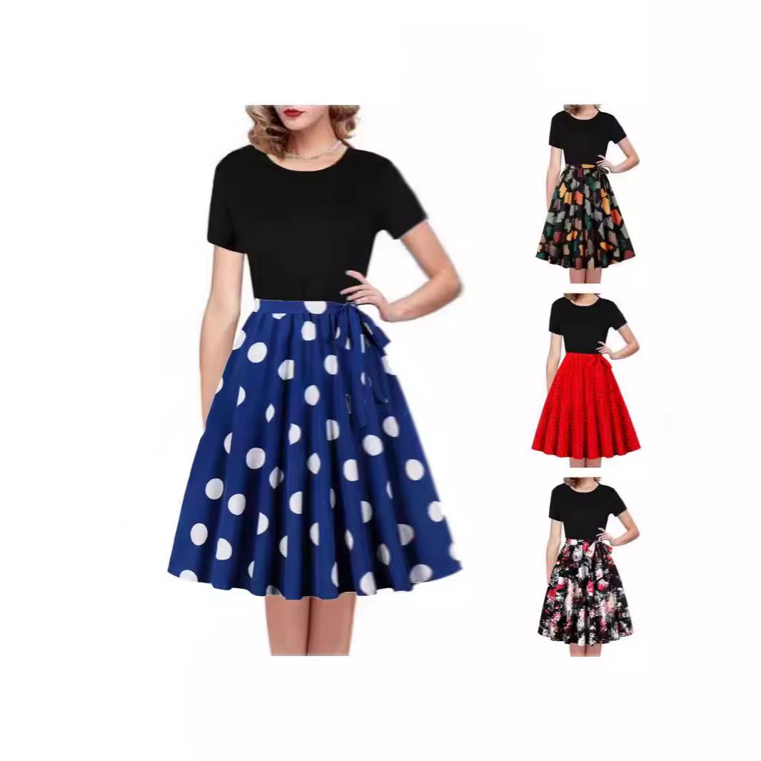

Round Neck Short-Sleeve Printed Dress Large